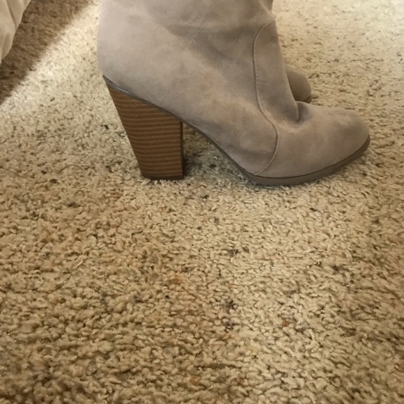 Over the Knee Boots 8.5 - Picture 3 of 4